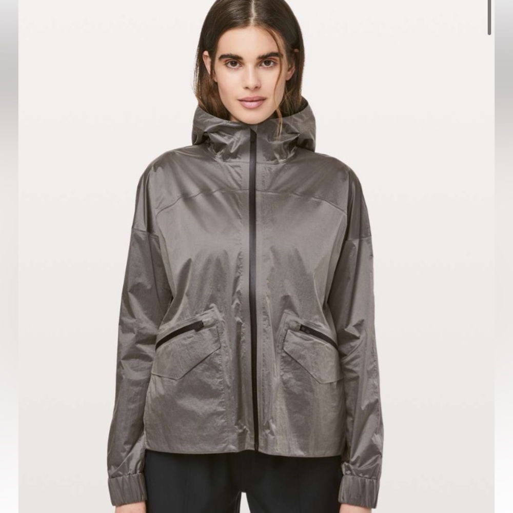 Lululemon Drizzle Down Jacket 8